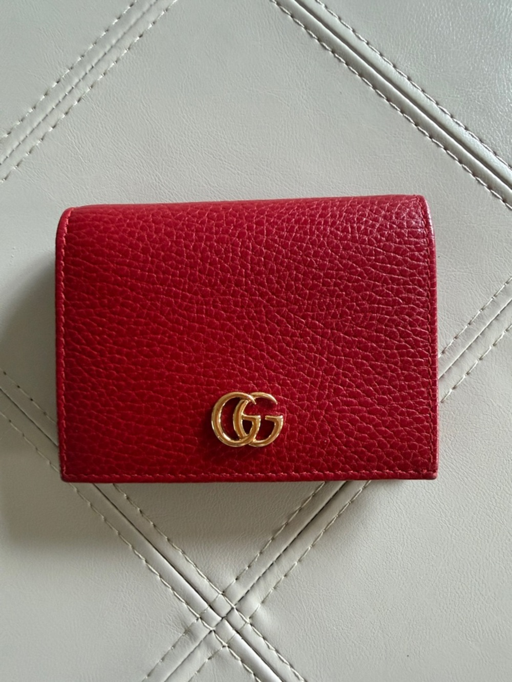 Authentic Gucci Red Pebbled Leather GG Compact Card Case Wallet